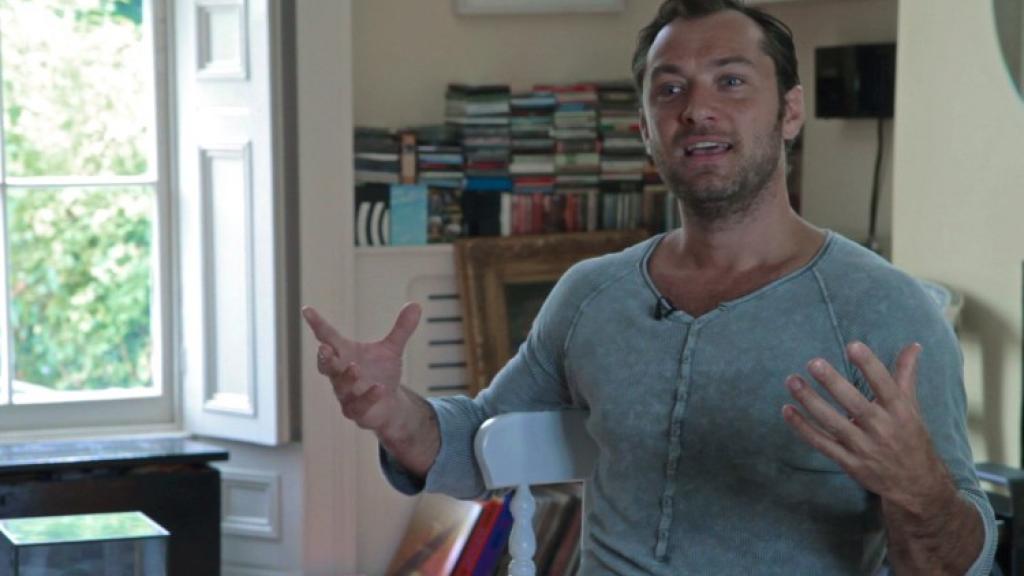 Jude Law im Gespräch (Copyright: Niels Ladefoged)