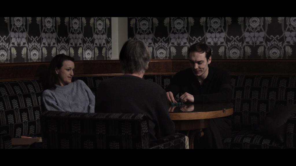 Beim Monopoly  (Copyright: Corso Filmproduktion)